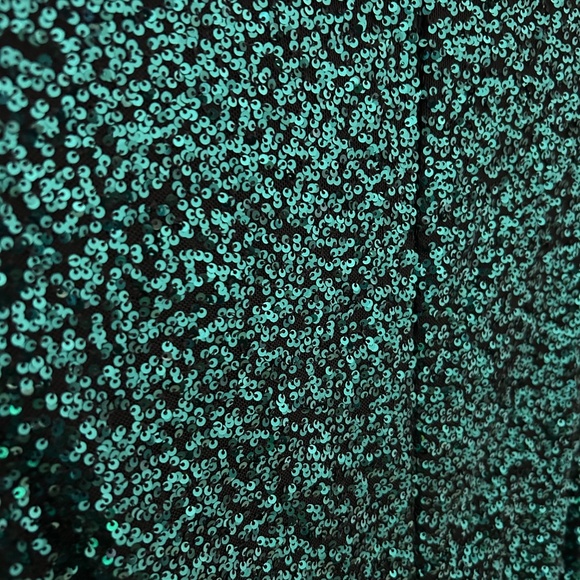 Dress The Population- Mischa sequin side slit long sleeve gown - Picture 3 of 5